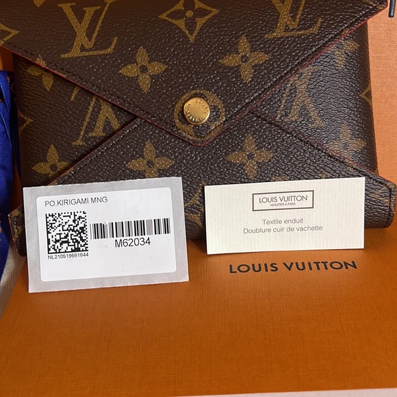 Kirigami Medium. Never used purchased 6/2021 no date code micro chip. - Picture 6 of 10